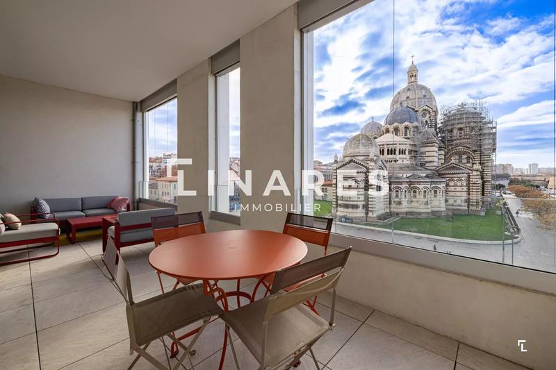 Appartement - 70 m² - 3 pièces