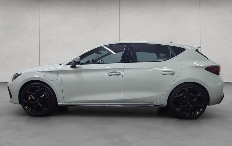 Cupra Leon Extrem 272 Hybride Rechargeable / Camera de Recul Sieges Elec à Memoire Regulateur Distance Keyless Audio Senheiser