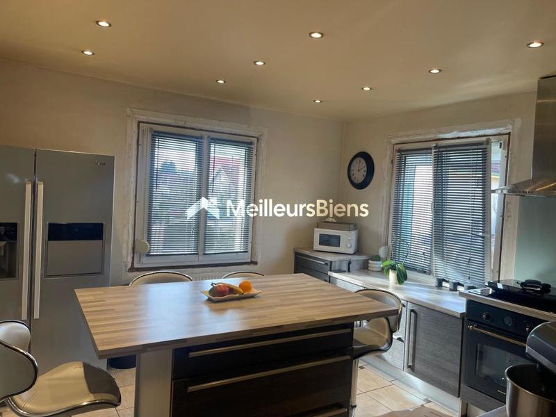 Maison - 105 m² - 5 pièces