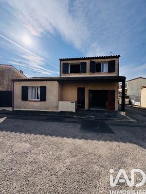 Maison - 93 m² - 4 pièces