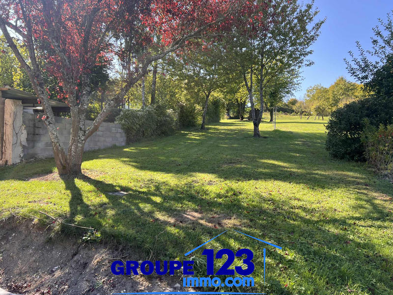 Maison - 180 m² - 8 pièces