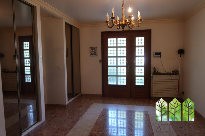 Maison - 400 m² - 7 pièces