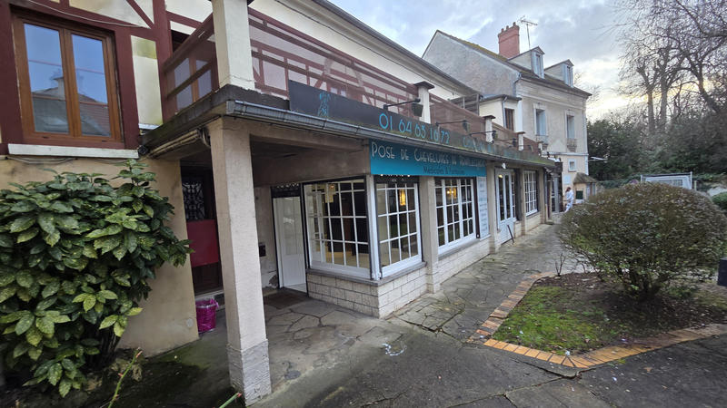 Local commercial - 137 m²