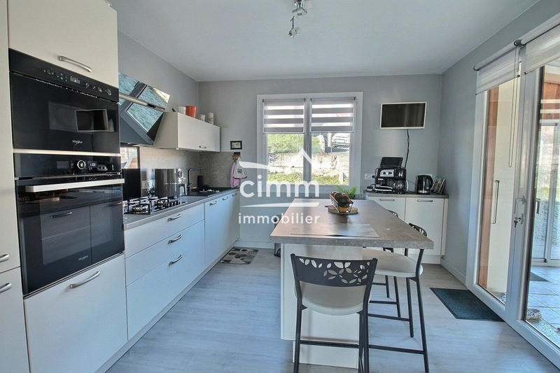 Maison - 164 m² - 6 pièces