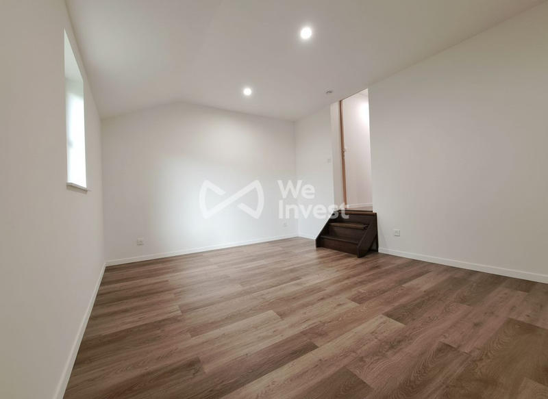 Maison - 152 m² - 6 pièces