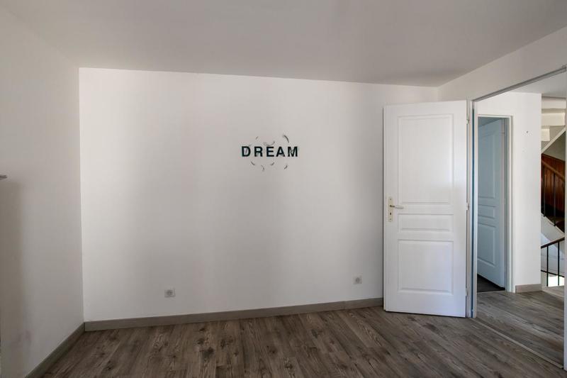 Maison - 101 m² - 1 pièce