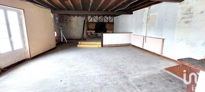 Maison - 260 m² - 7 pièces