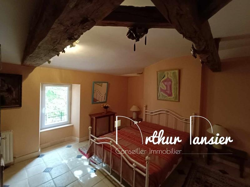 Maison ancienne - 172 m² - 5 pièces