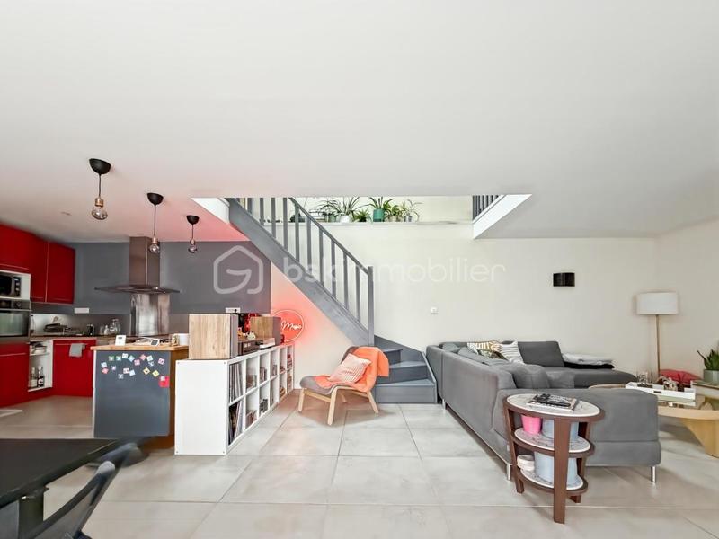 Maison - 121 m² - 5 pièces