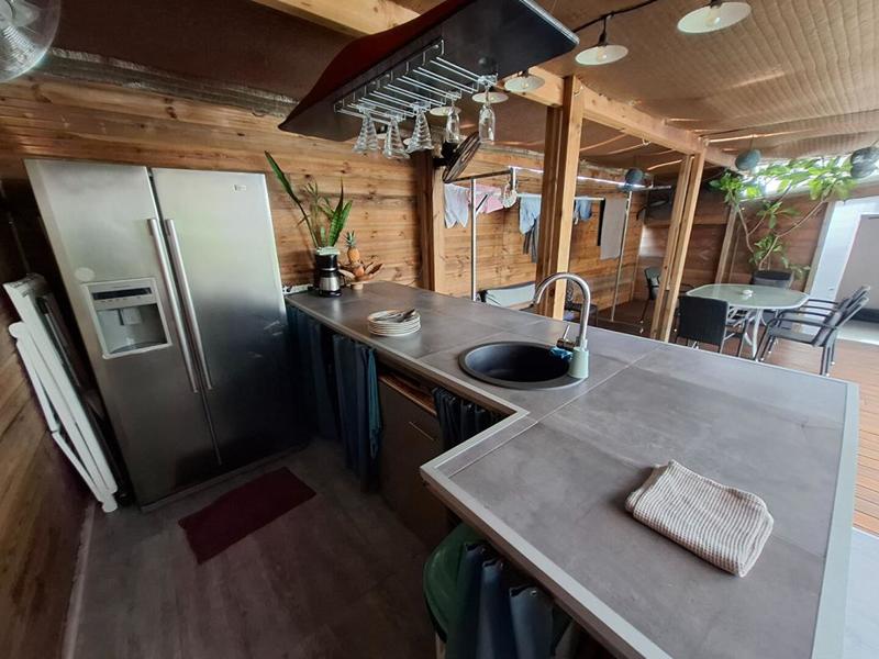 Maison - 239 m² - 11 pièces