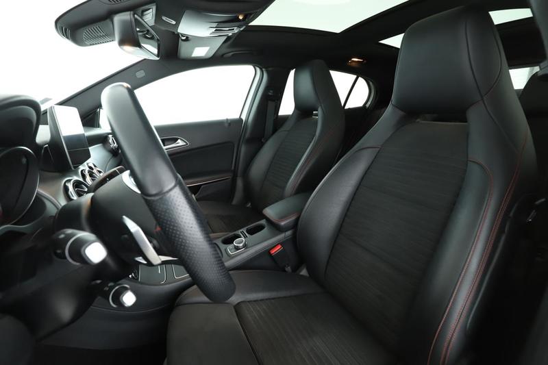 Mercedes Gla 200 Fascination 7g-Dct 156 ch