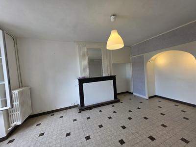Maison - 93 m² - 4 pièces