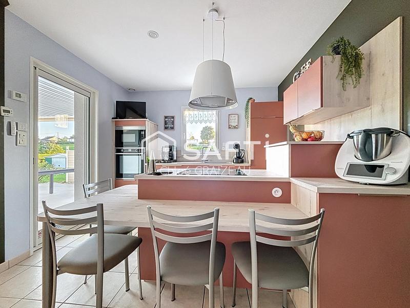 Maison - 121 m² - 4 pièces