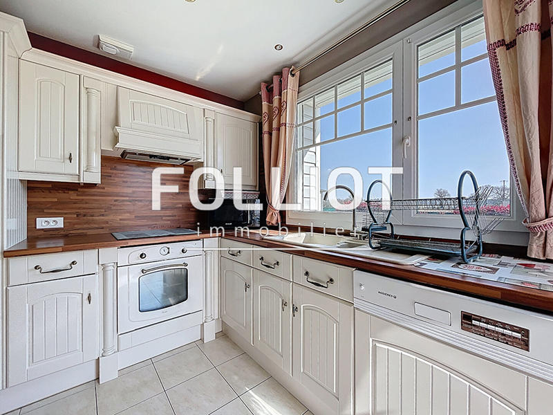 Maison - 142 m² - 7 pièces