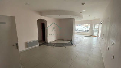 Immeuble - 90 m² - 2 pièces