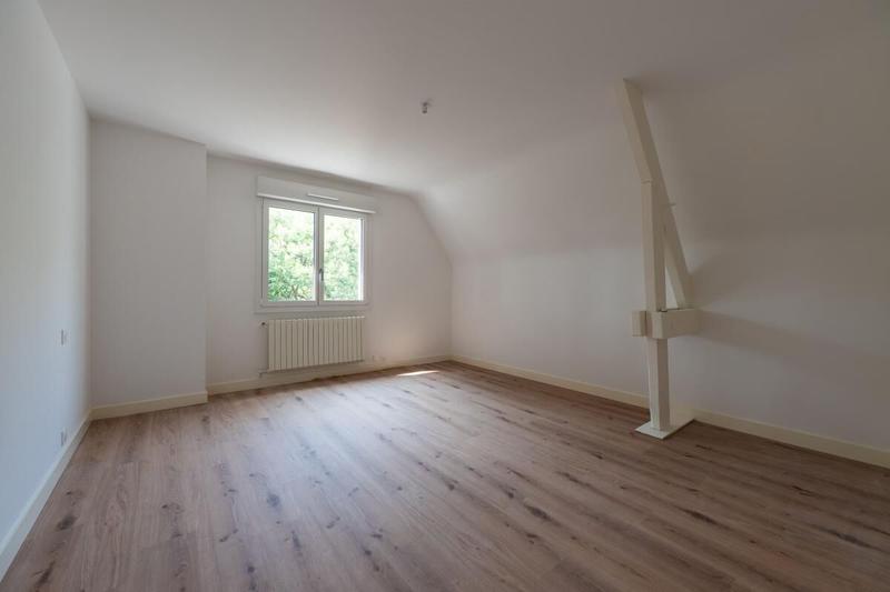 Maison - 261 m² - 7 pièces