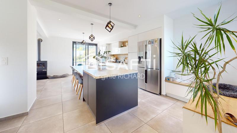 Maison - 170 m² - 7 pièces