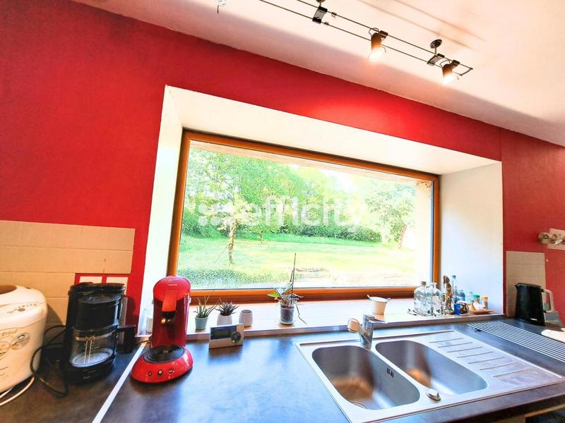 Maison - 237 m² - 7 pièces