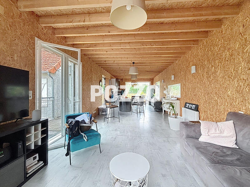 Maison - 85 m² - 5 pièces