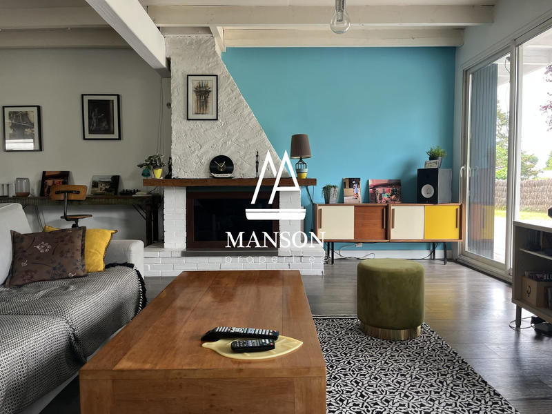 Maison - 180 m² - 8 pièces