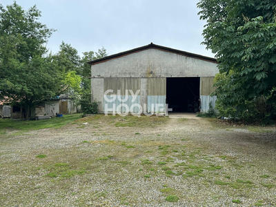 Maison - 290 m² - 8 pièces