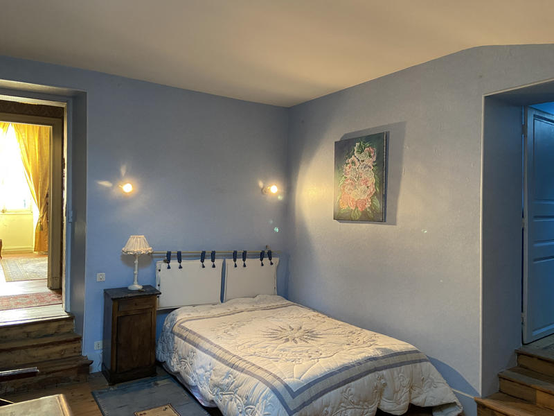 Maison - 623 m² - 22 pièces