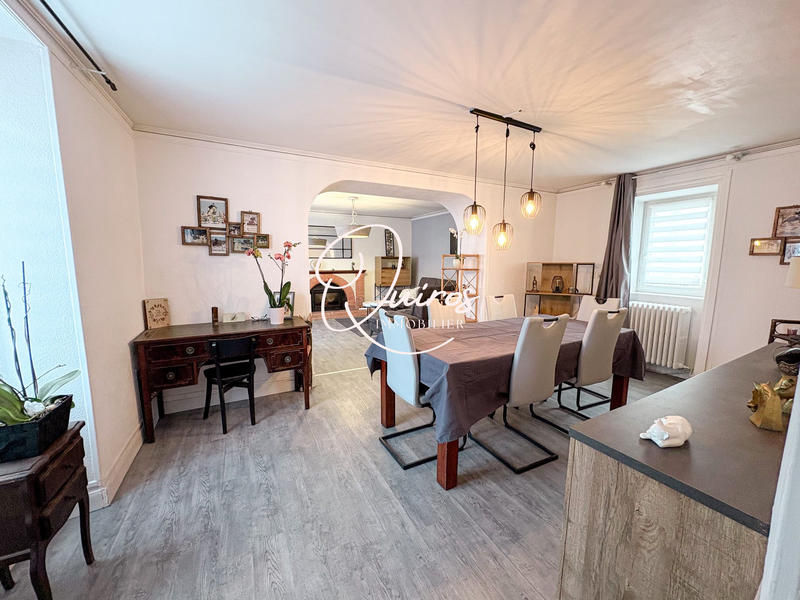 Maison - 160 m² - 5 pièces