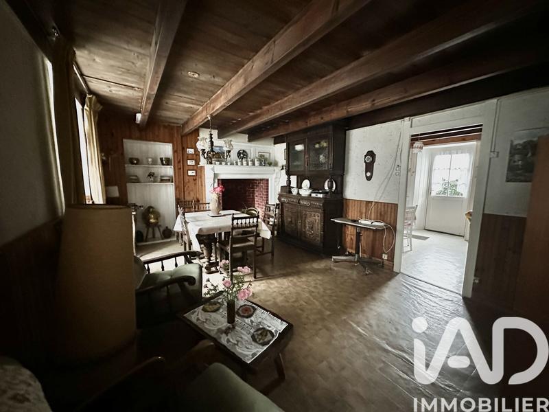 Maison - 200 m² - 9 pièces