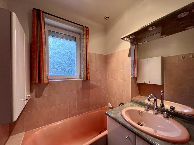 Maison traditionnelle - 120 m² - 10 pièces