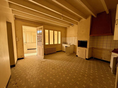 Maison - 200 m² - 5 pièces