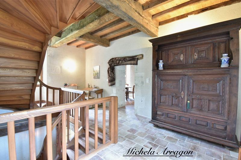 Maison en pierre - 252 m² - 5 pièces