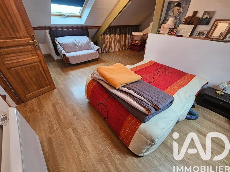 Maison - 195 m² - 7 pièces