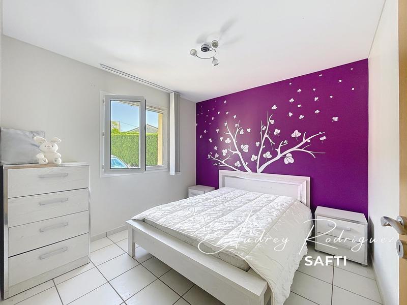 Villa - 210 m² - 8 pièces