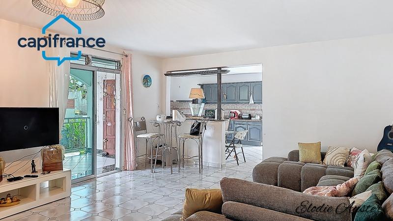 Villa - 226 m² - 8 pièces