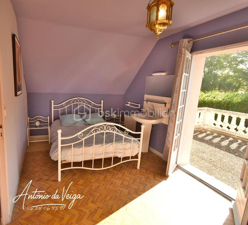 Demeure - 113 m² - 5 pièces