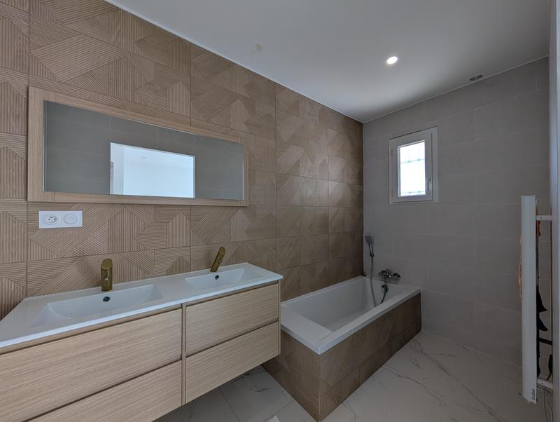 Maison - 157 m² - 6 pièces