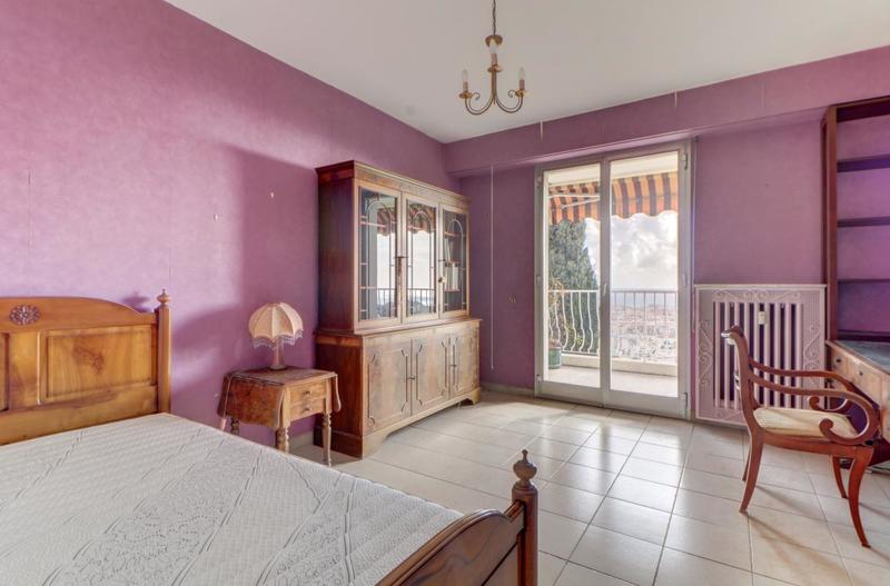 Appartement - 90 m² - 3 pièces