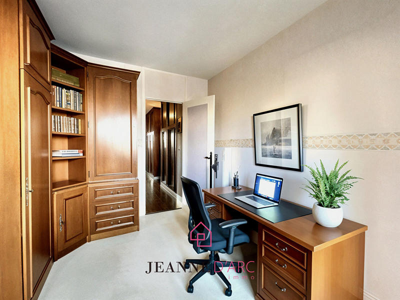 Appartement - 90 m² - 4 pièces