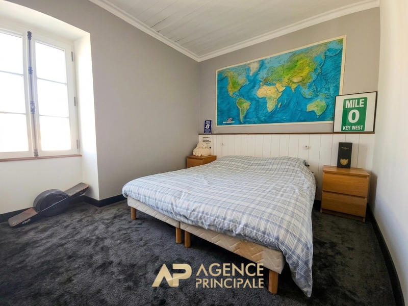 Maison - 179 m² - 5 pièces