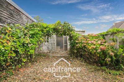 Maison - 207 m² - 8 pièces