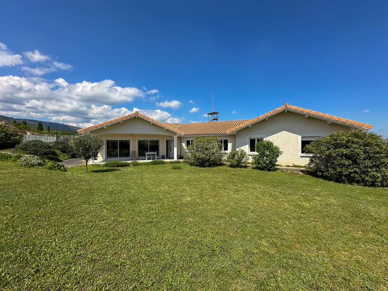 Maison - 146 m² - 5 pièces