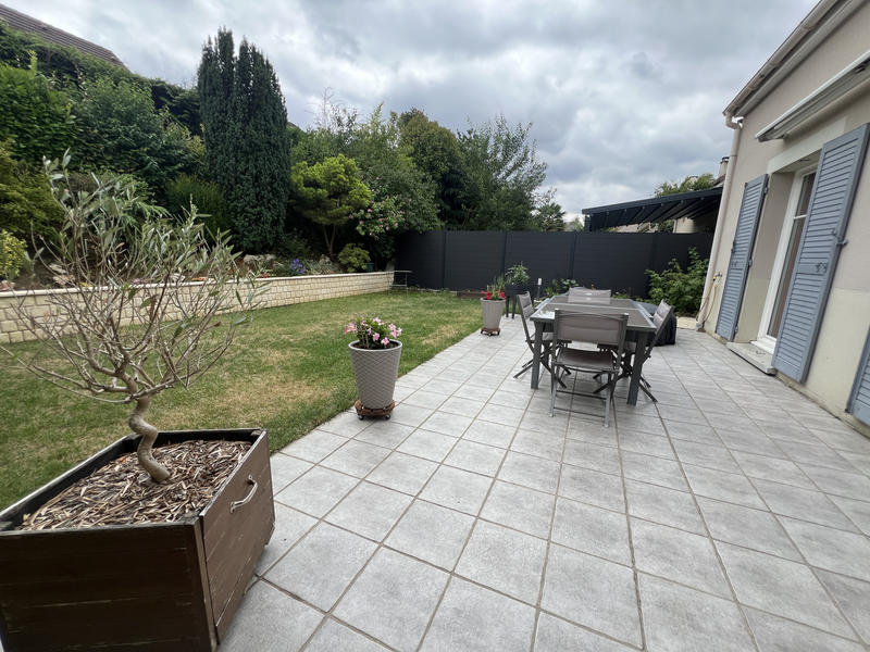 Maison - 101 m² - 5 pièces