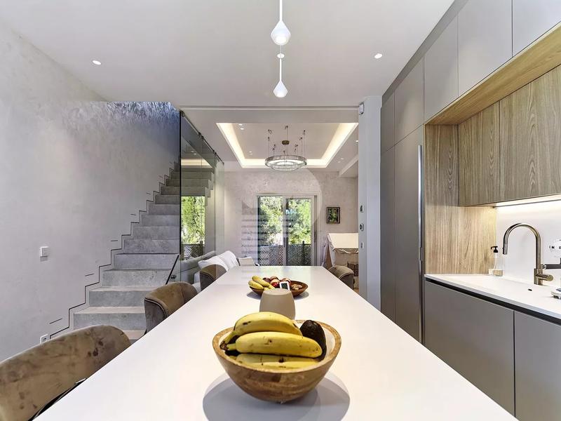 Maison de ville - 105 m² - 4 pièces