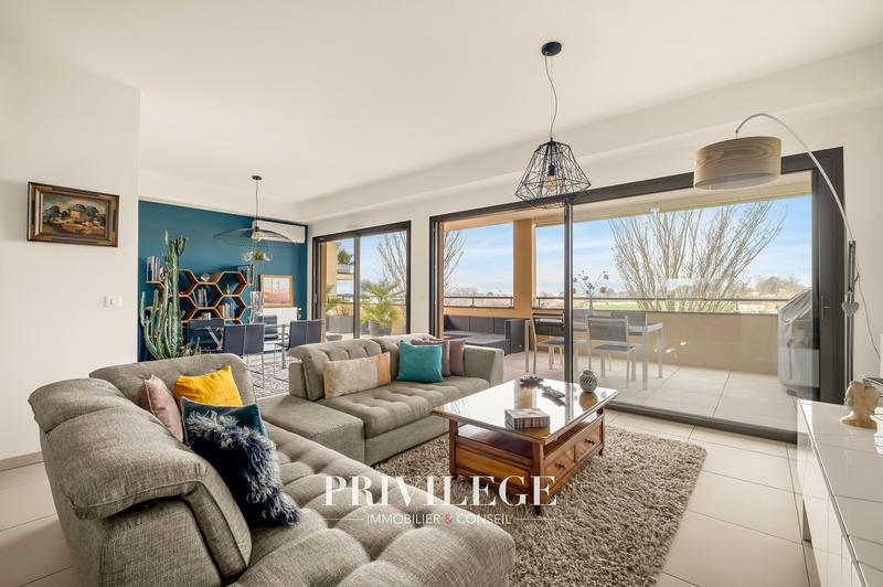 Appartement - 95 m² - 4 pièces