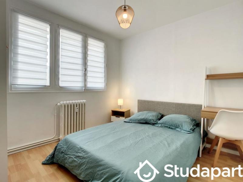 Chambre - 10 m² - 1 pièce