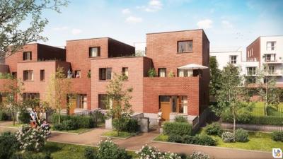 Maison - 99 m² - 5 pièces