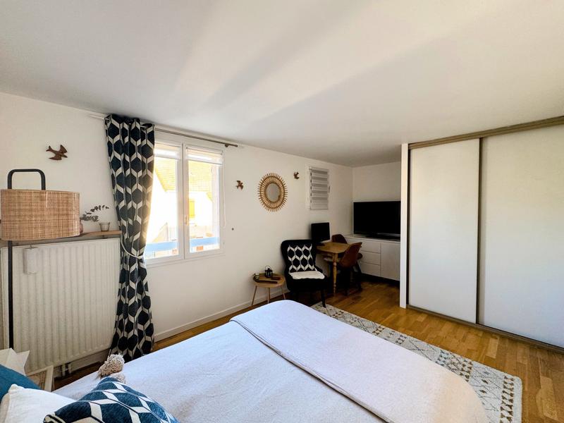 Maison - 168 m² - 7 pièces