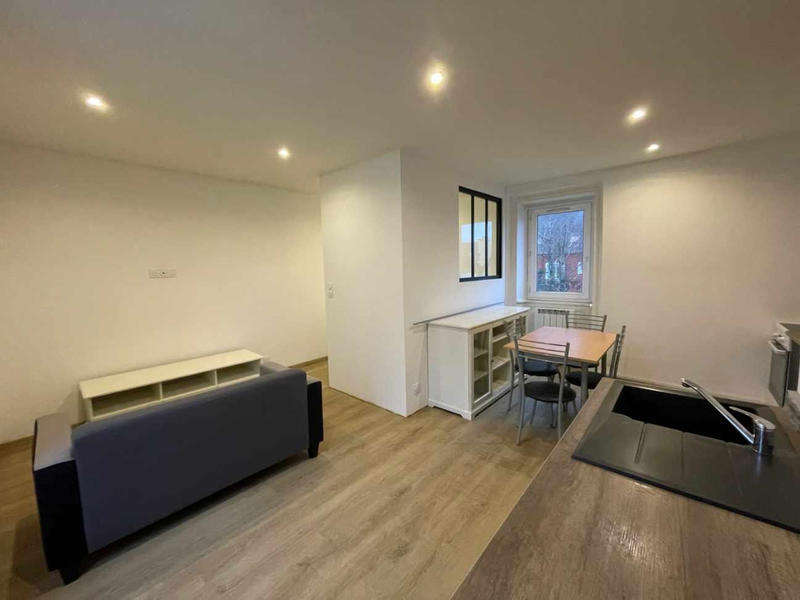 Immeuble - 220 m² - 10 pièces