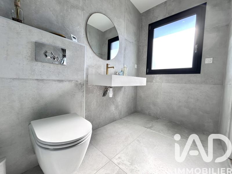 Maison - 138 m² - 4 pièces