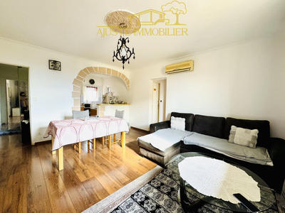 Appartement - 56 m² - 3 pièces